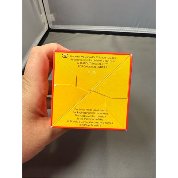 Lil McDonalds Happy Meal Toy- #17- Kiosk - Picture 2 of 4